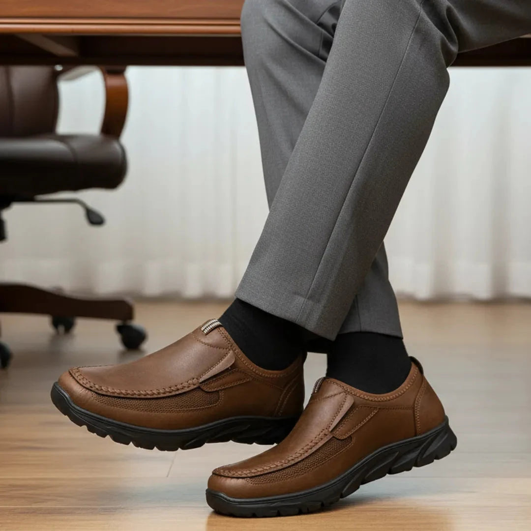 StrideWell Orthopaedic Shoes + Free Premium Insole